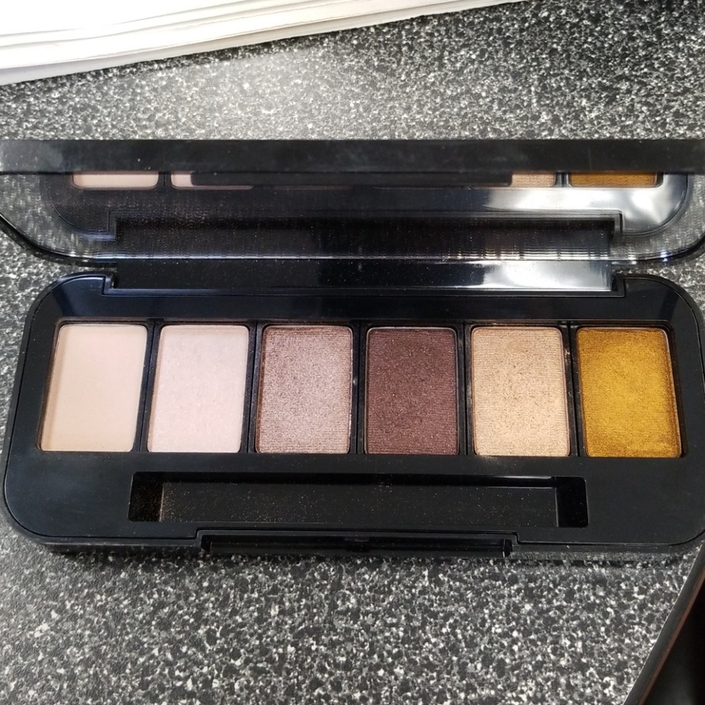 Buxom Eyeshadow Palette